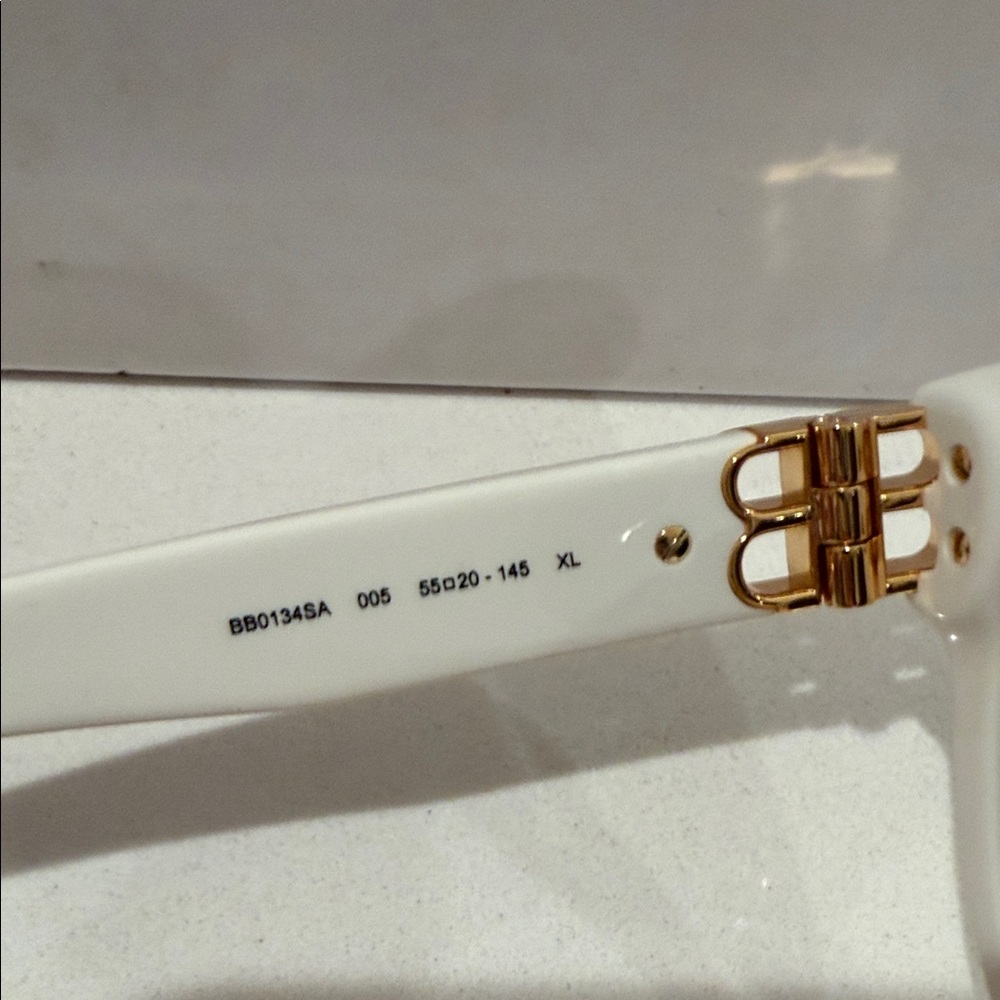 Balenciaga Classic White Sunglasses - Picture 5 of 12